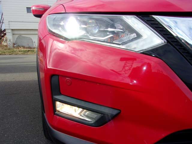 Nissan X-TRAIL 2018-12 192136-3