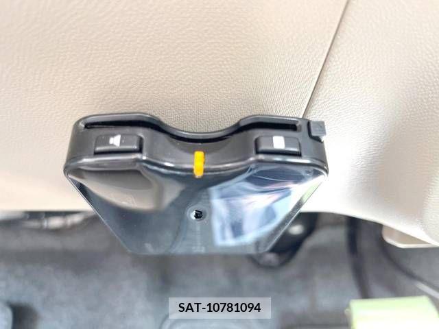 Suzuki ALTO 2011-10 251325-2