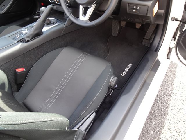 Mazda ROADSTER 2021-10 184514-25