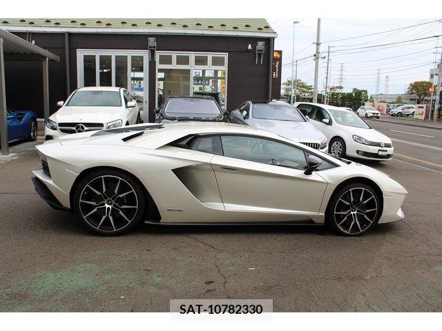 Lamborghini Aventador 2017-06 202307-9