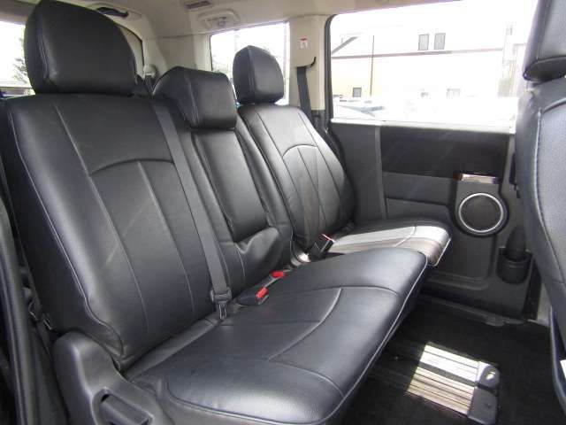 Mitsubishi DELICA D5 2016-01 11216-16