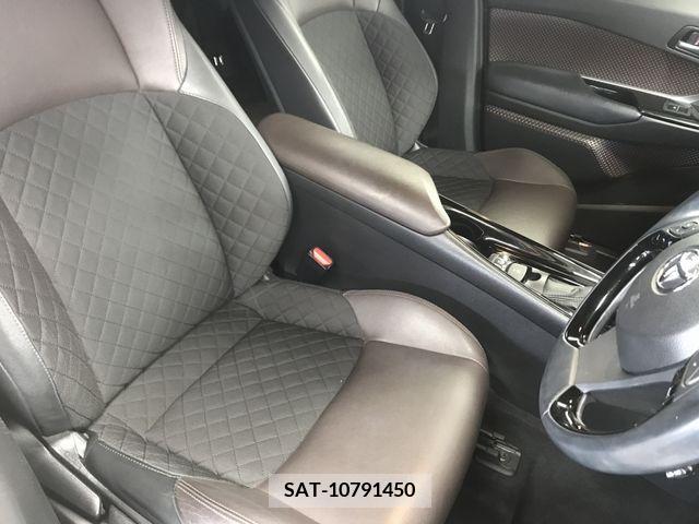 Toyota C-HR 2017-05 264178-11