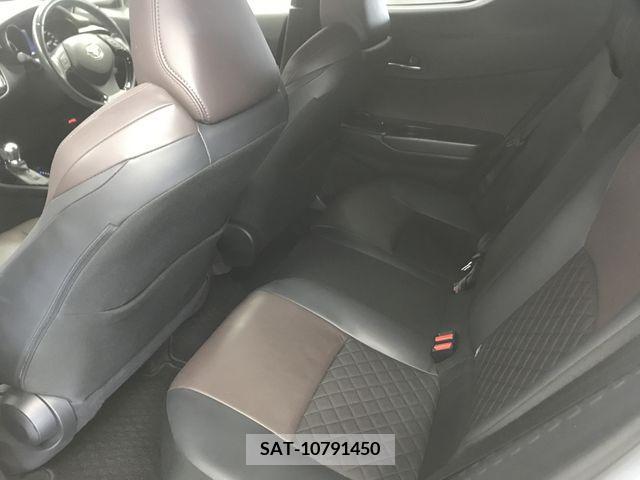 Toyota C-HR 2017-05 264178-14