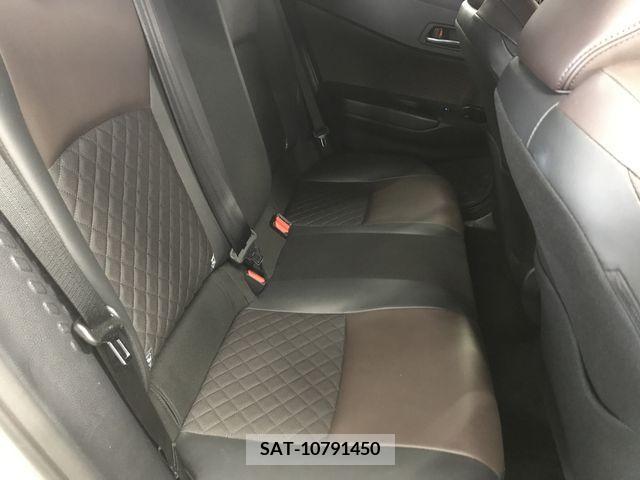 Toyota C-HR 2017-05 264178-17