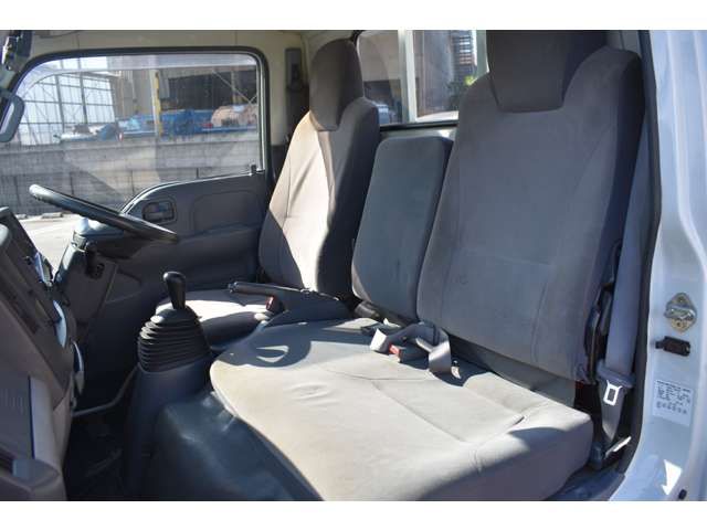 Isuzu ELF TRUCK 2013-06 11610-6