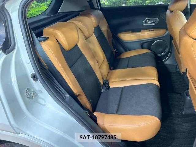 Honda VEZEL 2018-05 349586-9