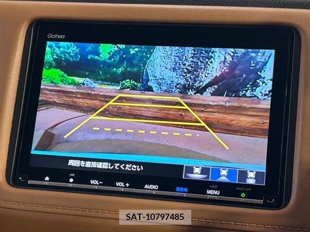 Honda VEZEL 2018-05 349586-4