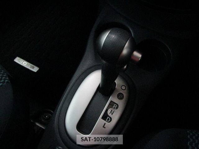 Nissan NOTE 2013-08 279960-19