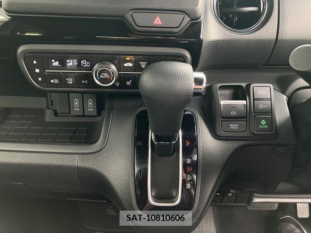 Honda N BOX CUSTOM 2022-04 330196-11