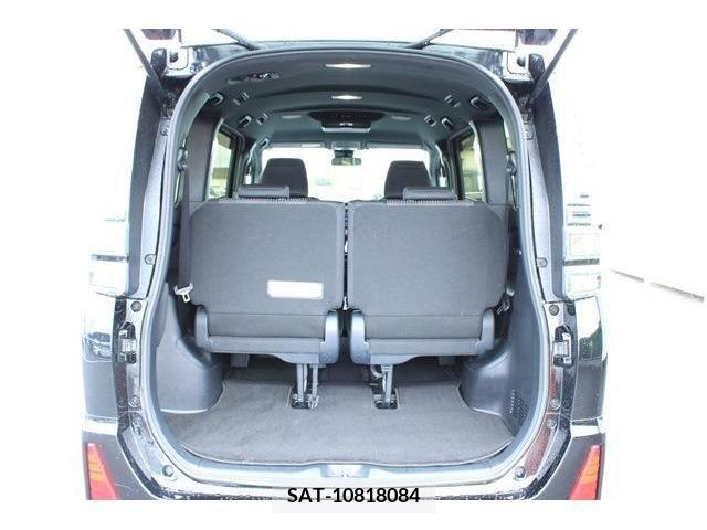 Toyota VOXY 2018-09 321592-17