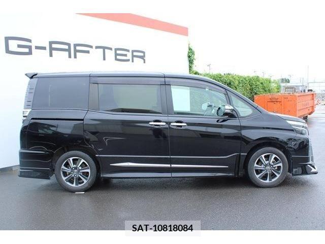 Toyota VOXY 2018-09 321592-7