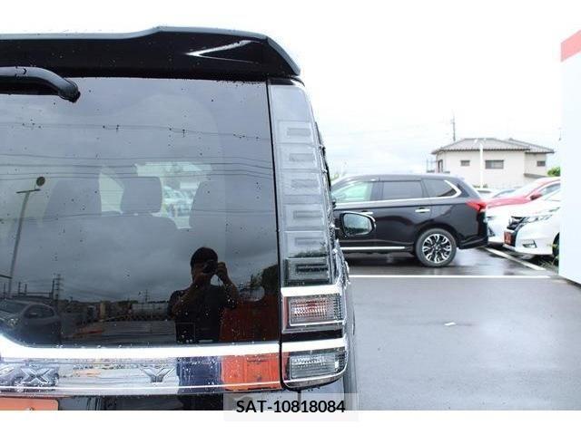 Toyota VOXY 2018-09 321592-12