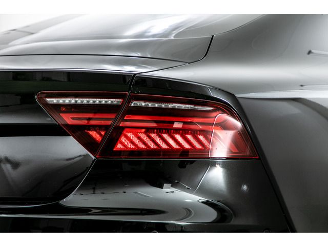 Audi RS7 2016-12 180382-14