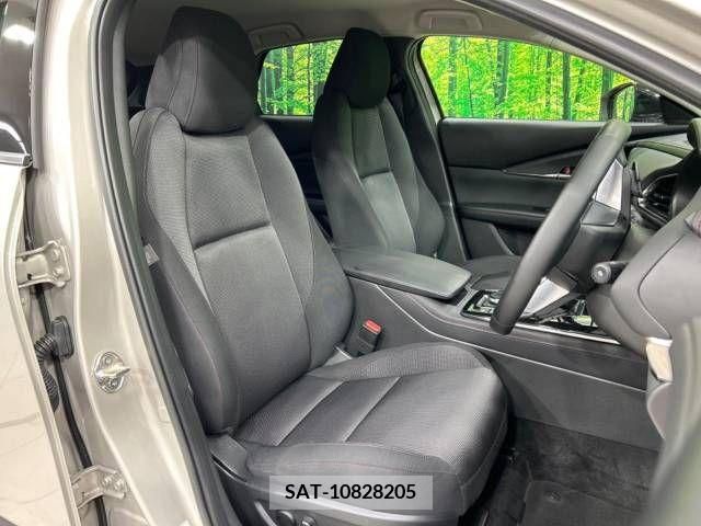 Mazda CX-30 2023-03 380948-9