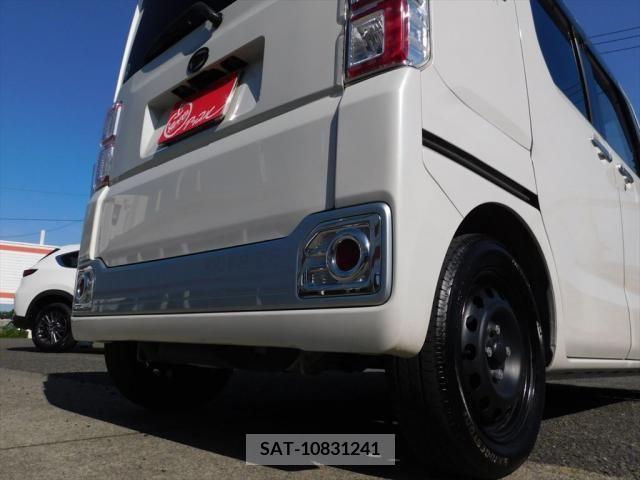 Daihatsu WAKE 2015-09 290086-18