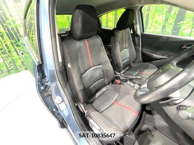 Mazda DEMIO 2015-12 382566-8