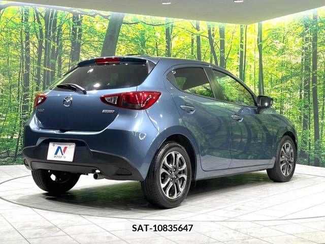 Mazda DEMIO 2015-12 382566-17