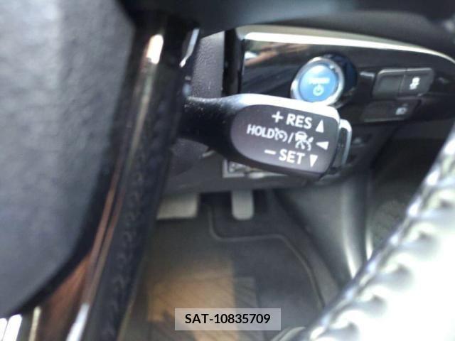 Toyota PRIUS 2021-02 322469-16