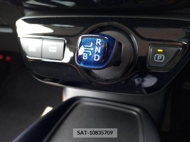Toyota PRIUS 2021-02 322469-13