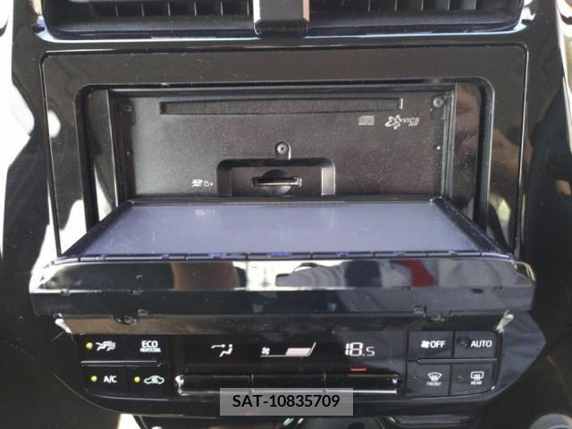 Toyota PRIUS 2021-02 322469-22