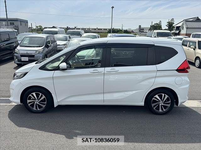 Honda FREED 2016-11 302885-11