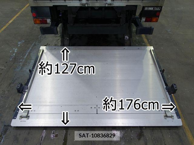 Mitsubishi CANTER 2016-01 294431-2