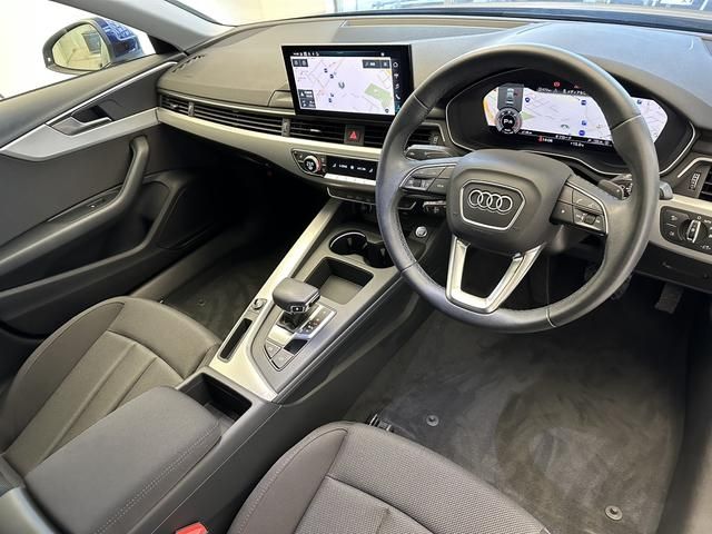 Audi A4 2021-03 14708-8