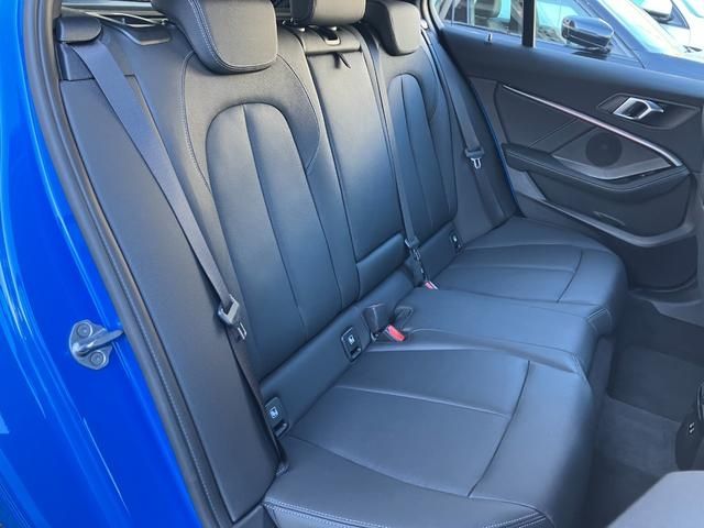 Bmw 1 SERIES 2022-11 180810-16