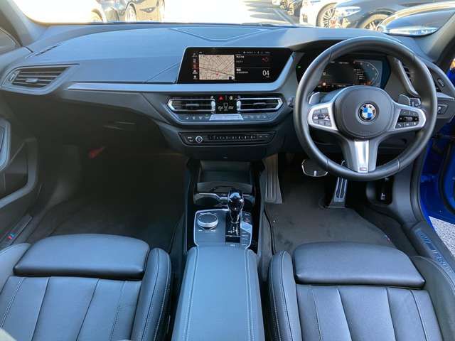 Bmw 1 SERIES 2022-11 180810-1