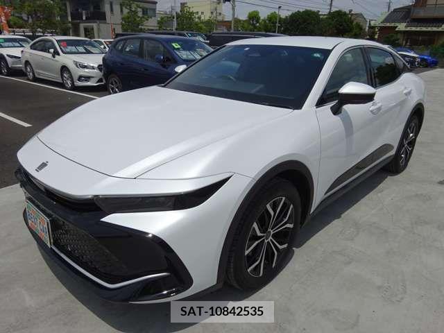Toyota CROWN 2023-04 379548-5