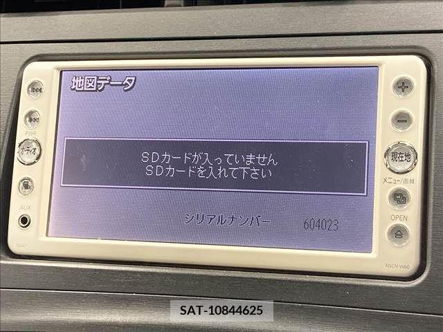 Toyota PRIUS 2011-01 217158-3