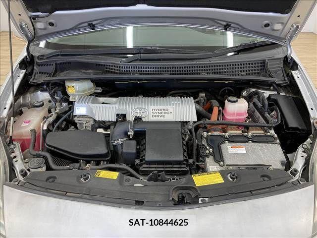 Toyota PRIUS 2011-01 217158-17