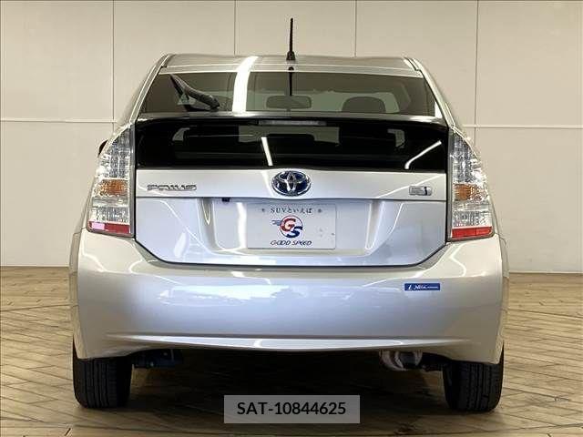 Toyota PRIUS 2011-01 217158-14