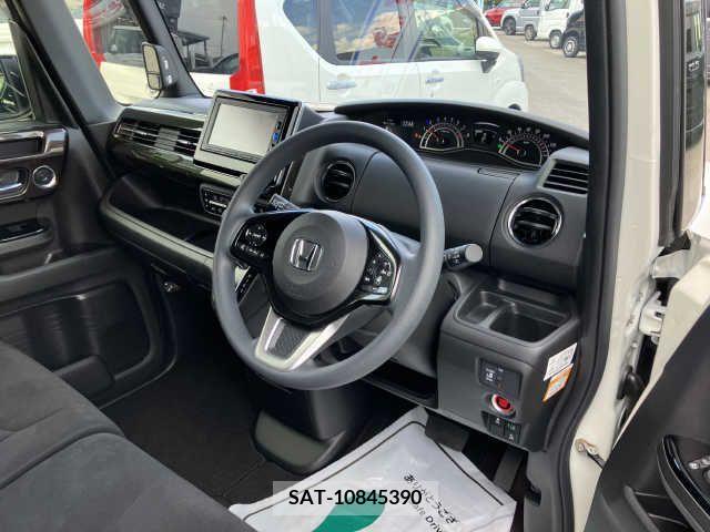 Honda N BOX CUSTOM 2017-09 392724-1