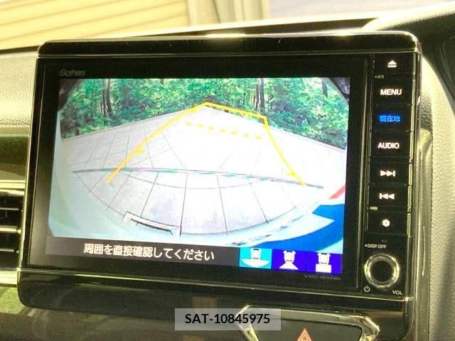 Honda N BOX CUSTOM 2018-04 279053-3