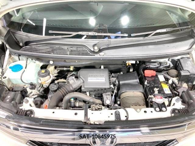 Honda N BOX CUSTOM 2018-04 279053-18