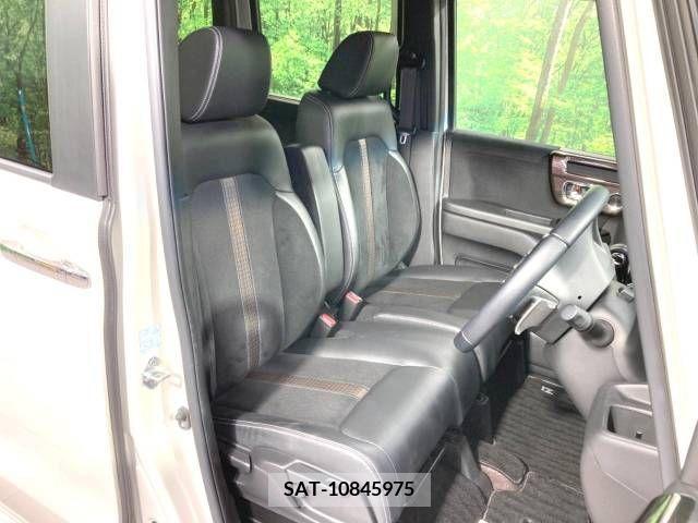 Honda N BOX CUSTOM 2018-04 279053-8