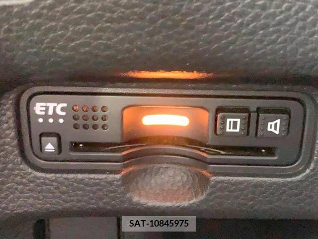 Honda N BOX CUSTOM 2018-04 279053-6