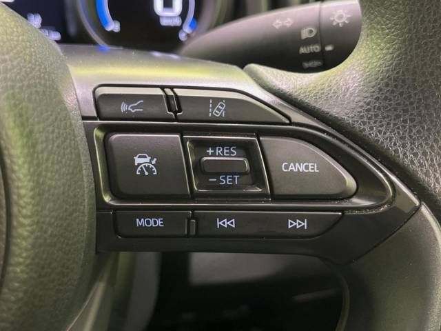 Toyota YARIS 2022-05 187364-5