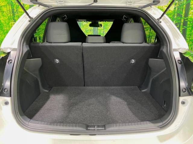 Toyota YARIS 2022-05 187364-11
