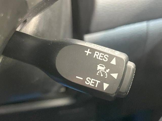 Toyota HARRIER 2016-07 8813-4