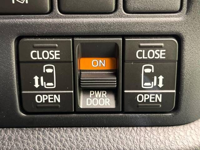 Toyota VOXY 2019-11 193944-5