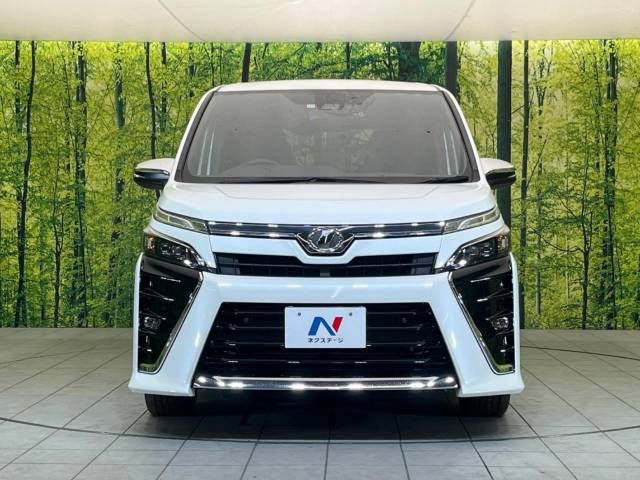 Toyota VOXY 2019-11 193944-15