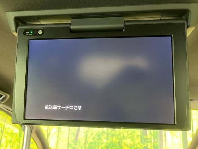 Toyota VOXY 2019-11 193944-4