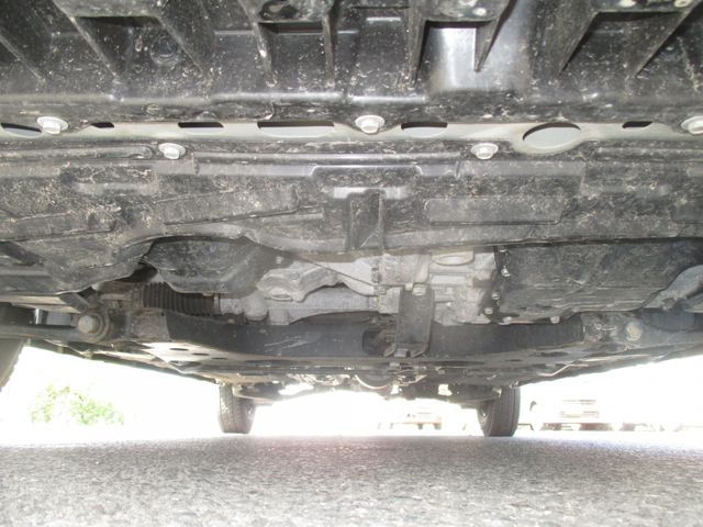 Mitsubishi LANCER CARGO 2018-05 16594-26