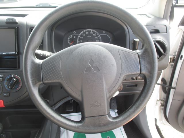 Mitsubishi LANCER CARGO 2018-05 16594-17