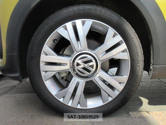 VolksWagen UP! 2019-06 289632-8