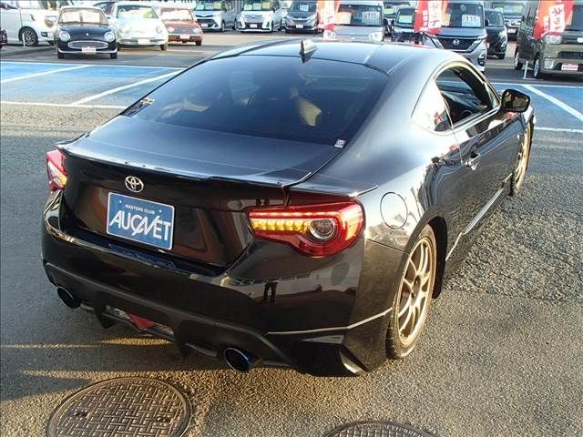 Toyota 86 2018-10 22965-18