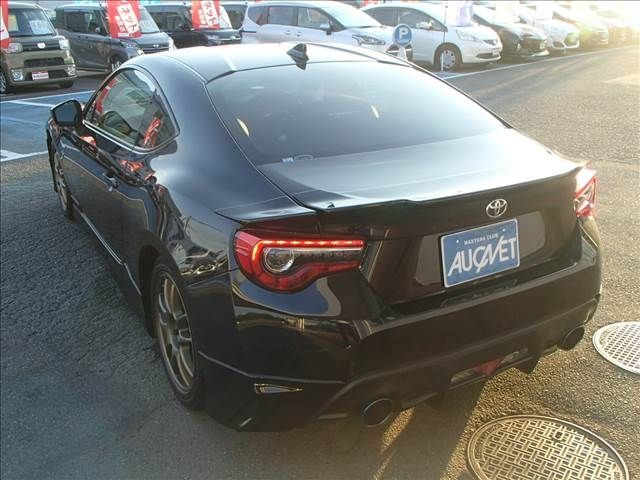 Toyota 86 2018-10 22965-17