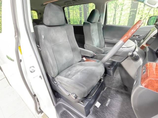Toyota VELLFIRE 2010-11 194699-8